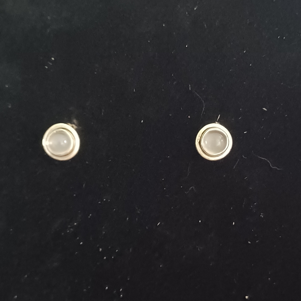 STERLING SILVER MOONSTONE BUTTON EARRINGS
